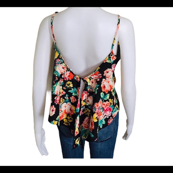 AMBIANCE APPAREL Floral Tank/Top With Button Open Back Detail Black Size Small - Picture 3 of 11